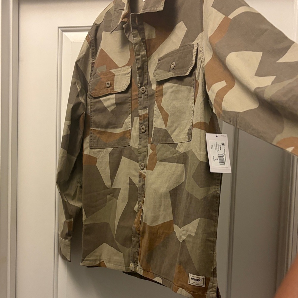 Wrangler Men's Camouflage Shirt Jacket - Picture 4 of 5